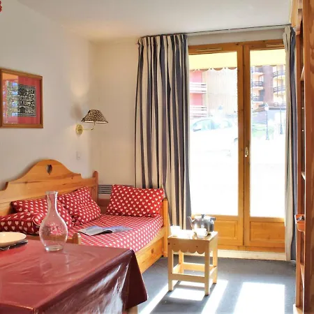 2p 6 Couchages, Proche Pistes, Balcon, Parking, Animaux Ok - Fr-1-330-226 * Risoul
